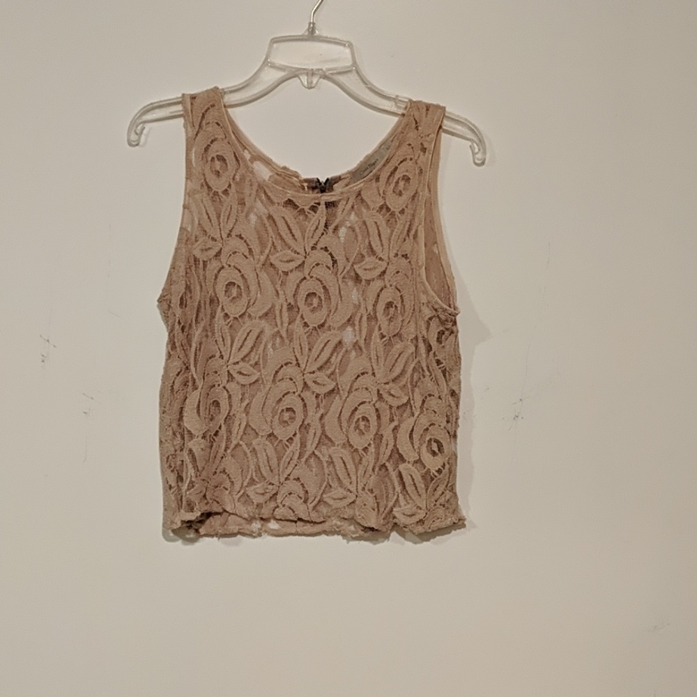Costa Blanca Floral Lace Top